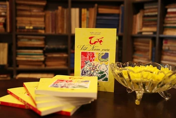 Sách "Tết Việt Nam xưa". Ảnh; MaiHaBooks