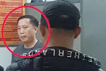 Nguyễn Văn Bình (tức Bình Vổ), một trùm xã hội đen ở Thái Bình (khoanh đỏ) cùng năm thuộc hạ đã bị Công an tỉnh Thái Bình bắt tạm giam (Ảnh CTV) 