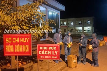 Lực lượng quân đội, y tế sẵn sàng tại khu cách ly Trung tâm GDTX thị xã Đông Triều - Quảng Ninh.