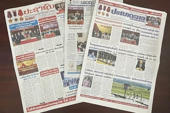 Báo chí Lào ngày 2-2 tiếp tục đưa nhiều tin, bài về Đại hội lần thứ XIII của Đảng.