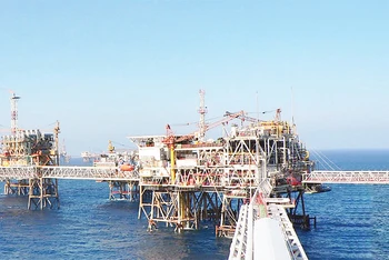 PVN đang đẩy mạnh hoạt động thăm dò, khai thác dầu khí trên biển.