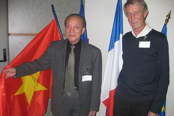 GS, TSKH Nguyễn Tài Thu, Chủ tịch Hội Châm cứu Việt Nam là bậc thầy của ngành châm cứu Việt Nam.