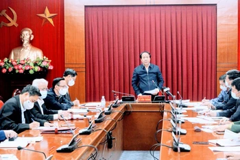 Quang cảnh cuộc họp Ban Thường vụ Thành ủy Hải Phòng sáng 19-2.