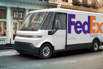 FedEx cam kết các hoạt động của mình sẽ trung hòa carbon vào năm 2040.