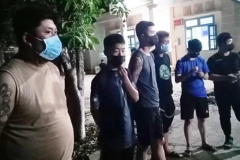 Các đối tượng vượt biên trái phép bị phát hiện, bắt giữ ở huyện Đồng Phú, tỉnh Bình Phước.