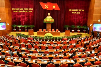 Quang cảnh bế mạc Hội nghị lần thứ hai Ban Chấp hành T.Ư Đảng Cộng sản Việt Nam khóa XIII. (Ảnh: Đăng Khoa)