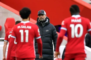Klopp đã cố gắng vực dậy Liverpool, nhưng chưa thu lại hiệu quả mong muốn. Ảnh: Getty Images