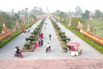 Khu di tích quốc gia đặc biệt Đền Trần và lăng mộ các vị vua Trần, xã Tiến Đức, huyện Hưng Hà, tỉnh Thái Bình.
