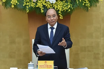 Thủ tướng Nguyễn Xuân Phúc chủ trì họp Ủy ban Chính phủ điện tử (Ảnh: Trần Hải).