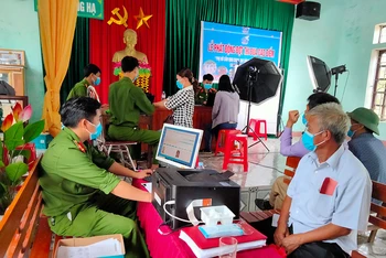 Tính đến ngày 16-3, tỉnh Hà Tĩnh đã hoàn thiện hơn 60.000 hồ sơ cấp CCCD.