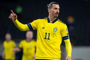 Zlatan Ibrahimovic trở lại sau 5 năm và chơi trận thứ 117 cho ĐT Thụy Điển. (Ảnh: Getty Images)