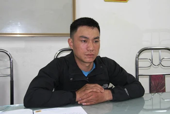 Đối tượng Chảo Ông Khé bị công an Lào Cai bắt sau 12 giờ gây án mạng.