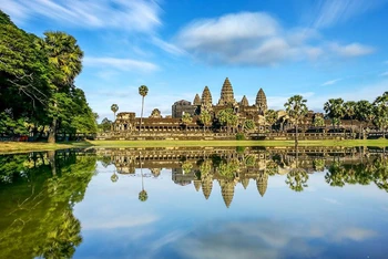 Du khách không thể tới thăm quần thể đền Angkor trong hai tuần tới. 
