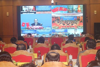 Hội nghị Gặp gỡ đầu Xuân 2021 giữa các địa phương Việt Nam - Trung Quốc tổ chức trực tuyến.
