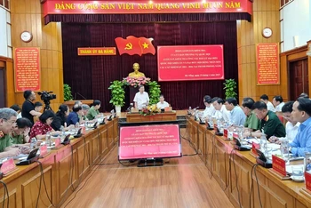 Đoàn công tác của Ủy ban Thường vụ Quốc hội làm việc với Ủy ban Bầu cử TP Đà Nẵng.