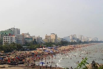 Bãi biển đô thị du lịch biển Sầm Sơn.