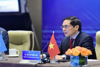 Bộ trưởng Ngoại giao Bùi Thanh Sơn đã chủ trì Phiên thảo luận mở.