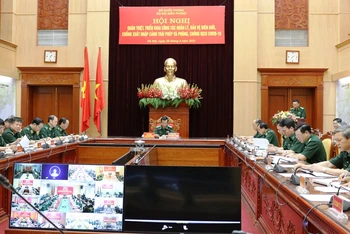 Tư lệnh BĐBP, Thiếu tướng Lê Đức Thái chủ trì hội nghị.