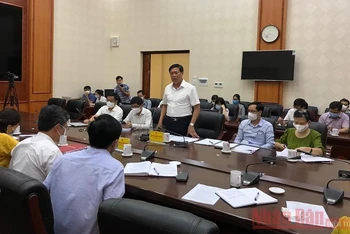 Đoàn Công tác của Bộ Y tế làm việc, kiểm tra công tác phòng, chống dịch Covid-19 ở tỉnh Hưng Yên.