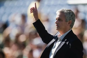 Mourinho đã đồng ý một bản hợp đồng ba năm với AS Roma có thời hạn đến ngày 30-6-2024. (Ảnh: AS Roma)