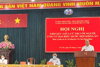 Chủ tịch nước Nguyễn Xuân Phúc trình bày Chương trình hành động tại Hội nghị tiếp xúc cử tri huyện Củ Chi sáng 9-5.