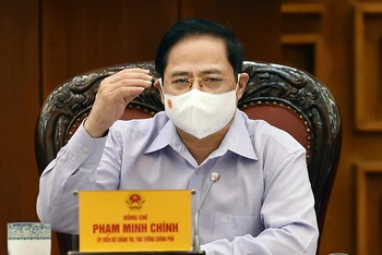 Thủ tướng Phạm Minh Chính chủ trì cuộc họp. Ảnh: NHẬT BẮC