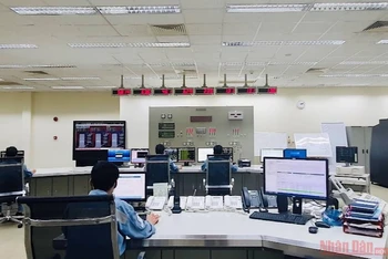 Phòng điều khiển trung tâm Nhà máy điện Phú Mỹ 1