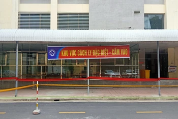 Khoa Truyền nhiễm, Bệnh viện đa khoa tỉnh Thái Bình, nơi vừa tiếp nhận bệnh nhân tái dương tính đến cách ly, điều trị ngày 27-5