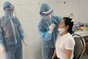 Ngành Y tế tỉnh Thái Bình chủ động xét nghiệm SARS-CoV-2 cho sáu nhóm nguy cơ.