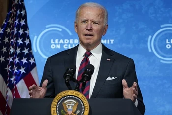 Tổng thống Hoa Kỳ Joe Biden phát biểu tại Hội nghị cấp cao về khí hậu, ngày 22-4. (Ảnh: AP)