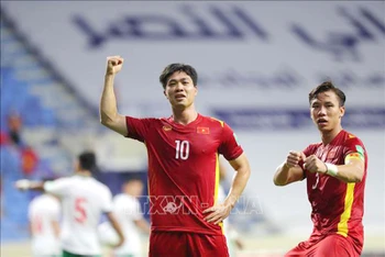 Công Phượng là một trong những người ghi bàn giúp đội tuyển Việt Nam đánh bại Indonesia 4-0. (Ảnh: TTXVN) 