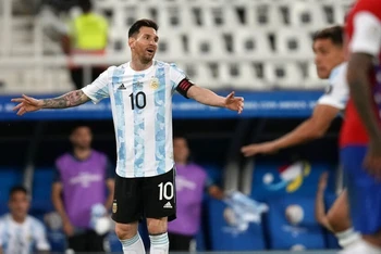 Chile cầm hòa Argentina với tỷ số 1-1. (Ảnh: Marca)