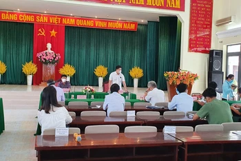 Ủy ban nhân dân thành phố Tuy Hòa họp khẩn bàn biện pháp chống dịch trên địa bàn.