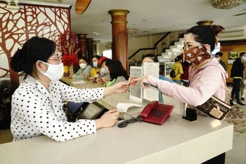 Khách sạn Đồng Khánh phục vụ ăn, ở cho bác sĩ Bệnh viện Phạm Ngọc Thạch