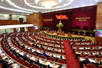 Toàn cảnh phiên khai mạc Hội nghị lần thứ ba Ban Chấp hành Trung ương Đảng Cộng sản Việt Nam khóa XIII. (Ảnh: ĐĂNG KHOA)