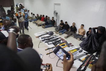 Một số nghi phạm trong vụ ám sát Tổng thống Haiti. (Ảnh: AP)