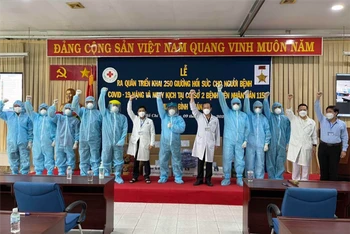 Bệnh viện Nhân dân 115 ra quân triển khai 250 giường hồi sức Covid-19 nguy kịch tại đặt tại Bệnh viện huyện Bình Chánh. (Ảnh: Bệnh viện Nhân dân 115)