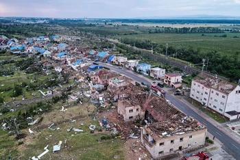 "Dấu vết" sau khi bão quét qua khu vực Hrusky, Cộng hòa Séc. (Ảnh: Shutterstock)