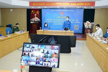 Đồng chí Ngô Văn Cương, Bí thư Trung ương Đoàn, phát biểu ý kiến tại Hội nghị.