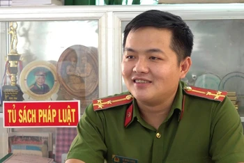 Nụ cười rạng rỡ của Thượng úy Lê Minh Soàn.