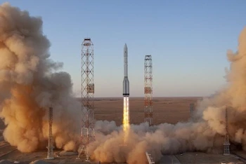 Một tên lửa Proton rời sân bay vũ trụ Baikonur, ngày 21/7, đưa module Nauka lên trạm ISS. (Ảnh: Roscosmos)