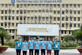 Đội tuyển quốc gia Việt Nam tham dự Olympic Vật lý quốc tế 2021 