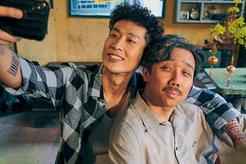 "Bố Già" - điểm sáng của điện ảnh Việt về doanh thu đầu năm 2021.