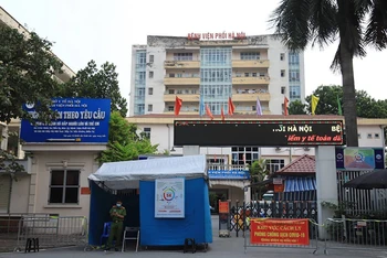 Bệnh viện Phối Hà Nội đã thiết lập cách ly. Ảnh: NAM THÀNH