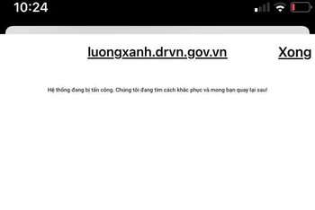 Website đăng ký thẻ "luồng xanh" bị tê liệt vì các đợt tiến công mạng.