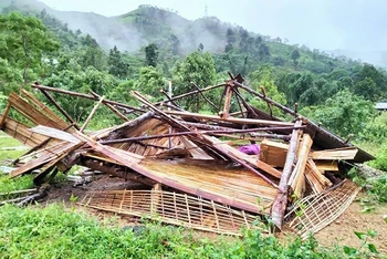 Mưa lớn ở Yên Bái làm thiệt hại 534 nhà dân