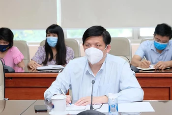 Bộ trưởng Nguyễn Thanh Long tại buổi làm việc.