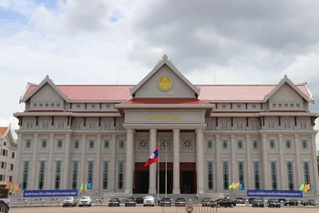 Nhà Quốc hội Lào mới, một biểu tượng của mối quan hệ đặc biệt giữa Việt Nam và Lào.