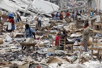 Thủ đô Port-au-Prince sau trận động đất năm 2010. (Ảnh: Reuters)