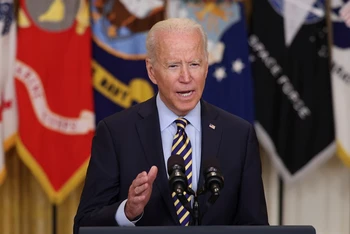 Tổng thống Biden phát biểu tại Nhà trắng, ngày 8/7. (Ảnh: Reuters)